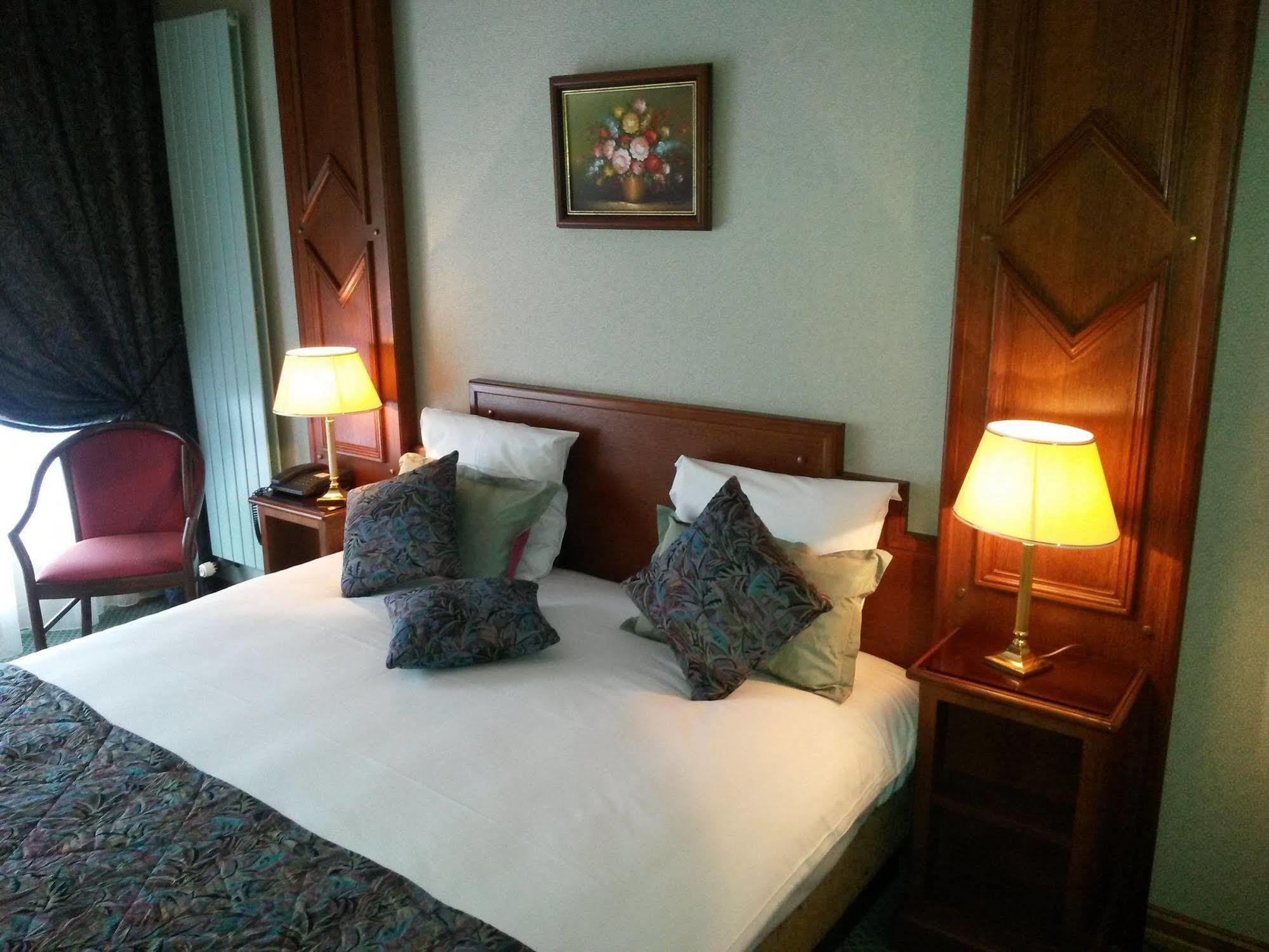 Hotel Le Mandelberg Mittelwihr Esterno foto