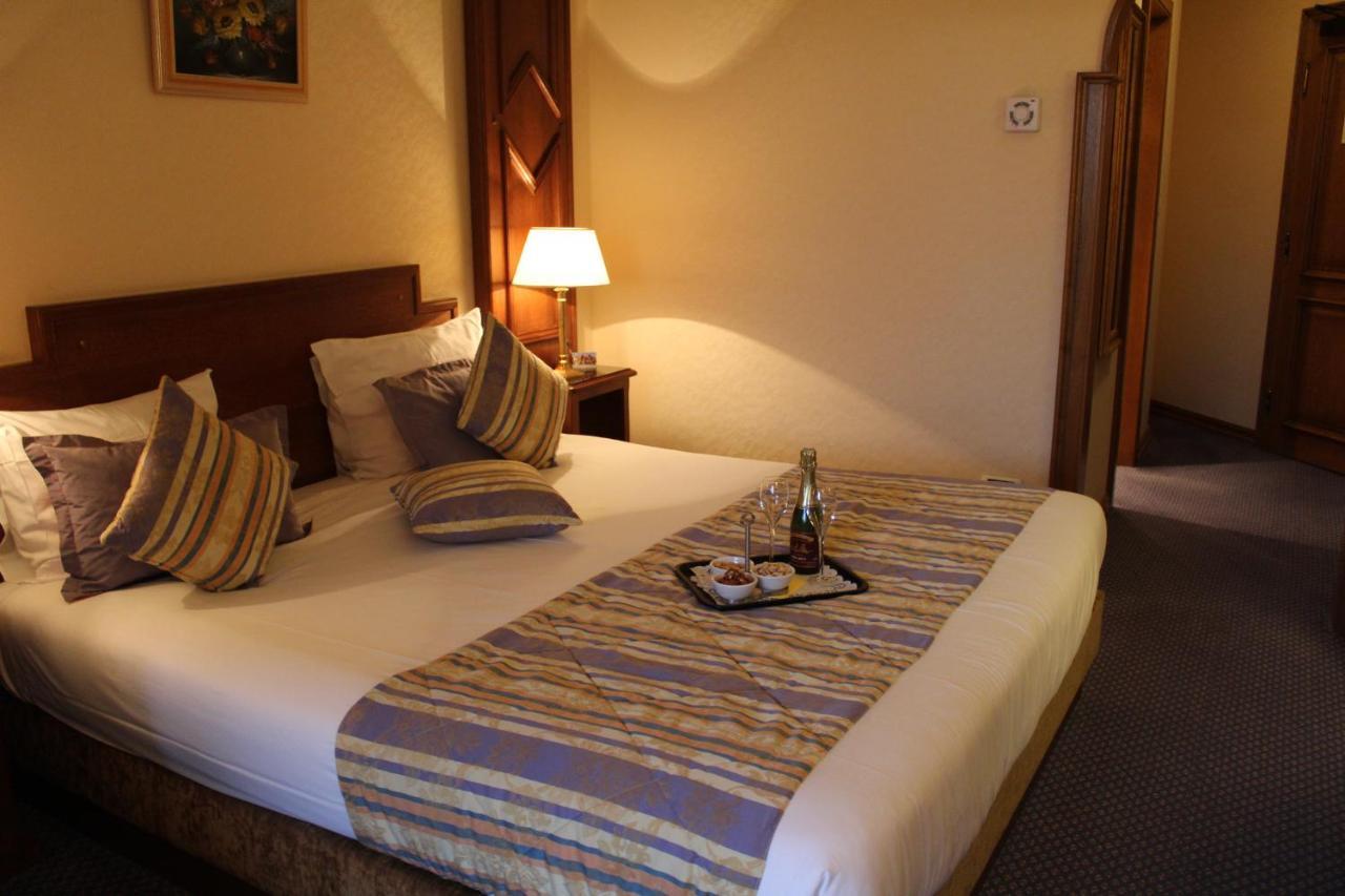 Hotel Le Mandelberg Mittelwihr Esterno foto