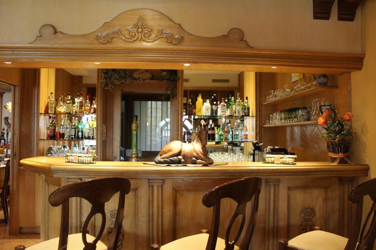 Hotel Le Mandelberg Mittelwihr Esterno foto