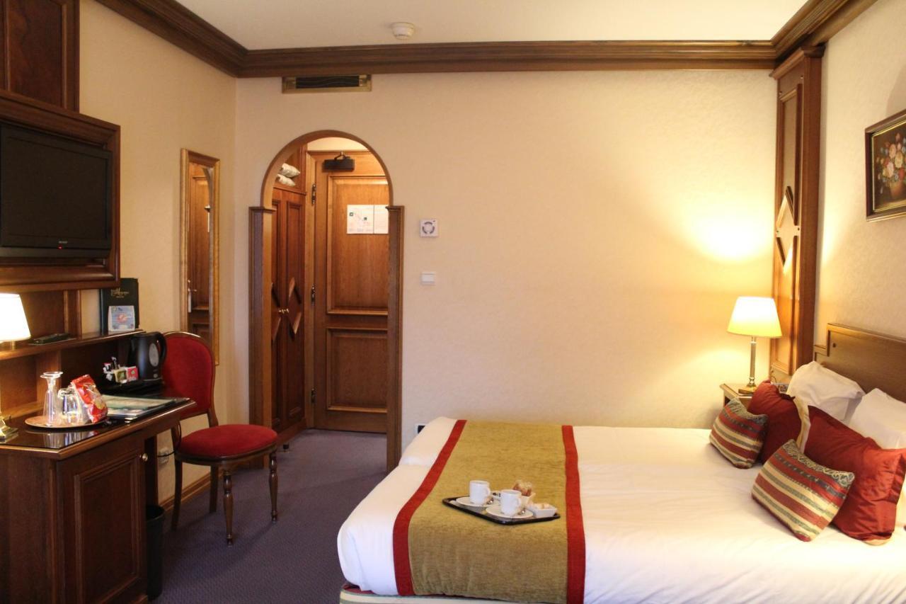 Hotel Le Mandelberg Mittelwihr Esterno foto