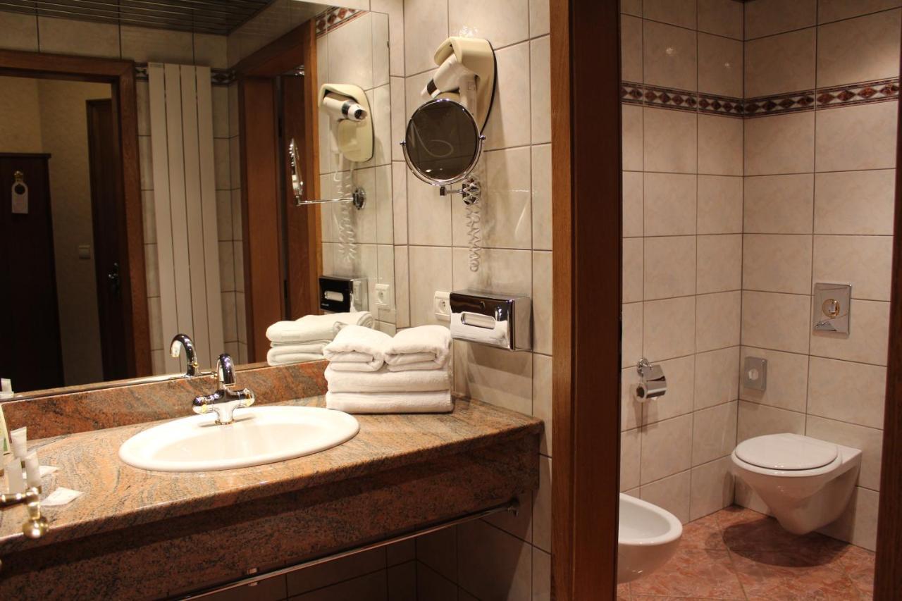 Hotel Le Mandelberg Mittelwihr Esterno foto