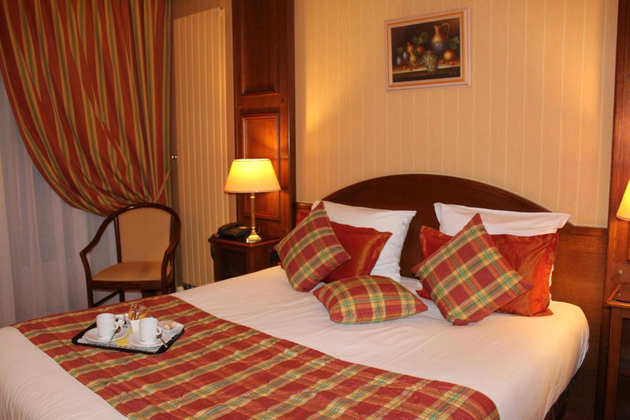Hotel Le Mandelberg Mittelwihr Esterno foto